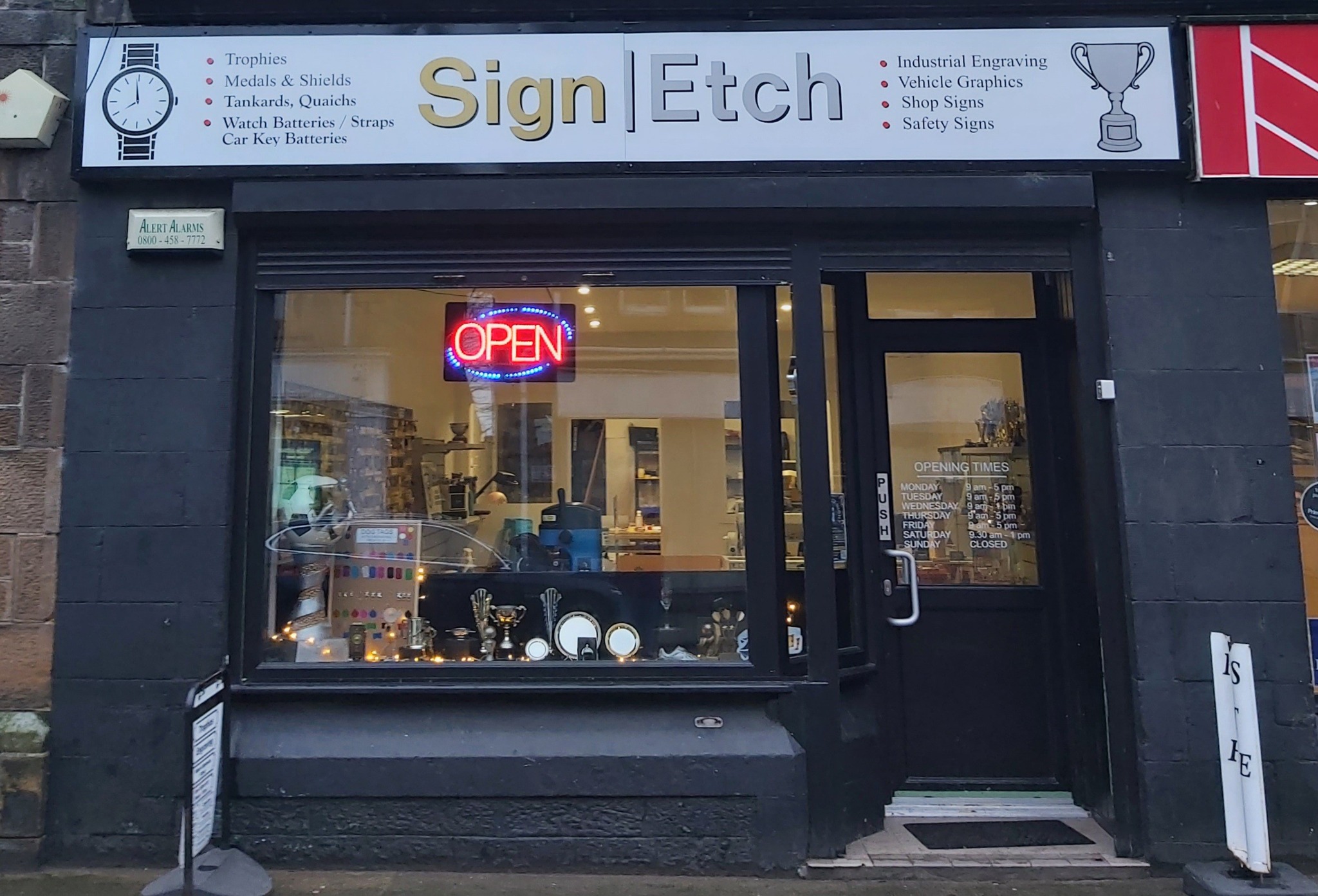 Signetch shop front